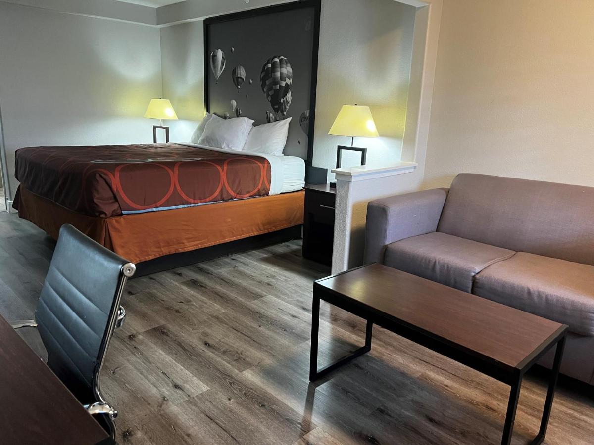 Hotel Super 8 By Wyndham Mont Belvieu - Baytown East Zewnętrze zdjęcie